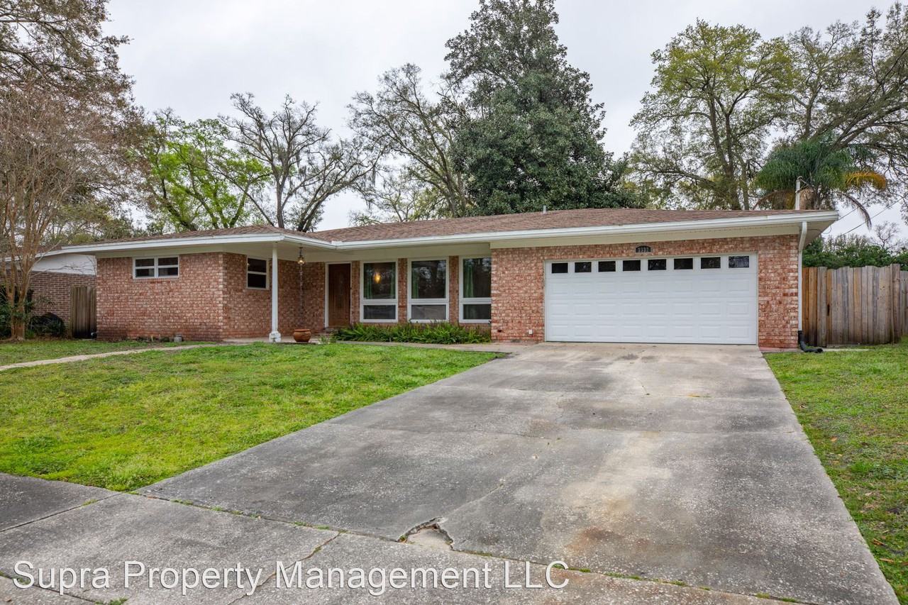 3332 Picadilly Ln - Photo 2 of 21