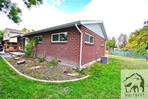 1071 N Valentine St - Photo 2 of 18