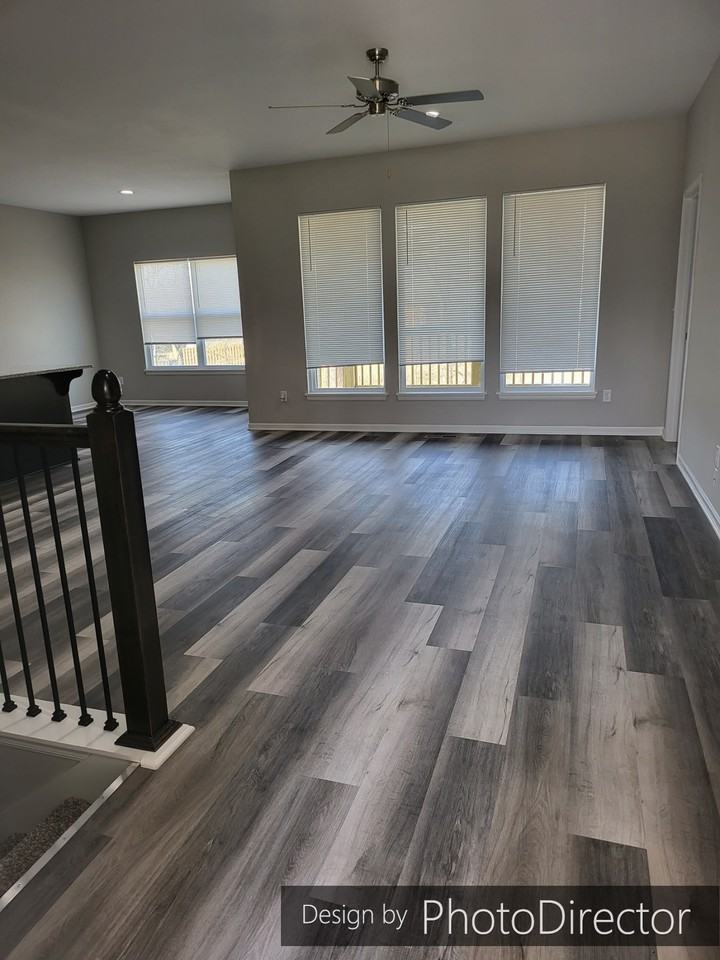 10202 Siena Dr - Photo 2 of 27