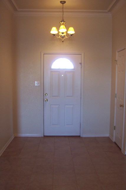 1406 High Chapparal Dr - Photo 5 of 32