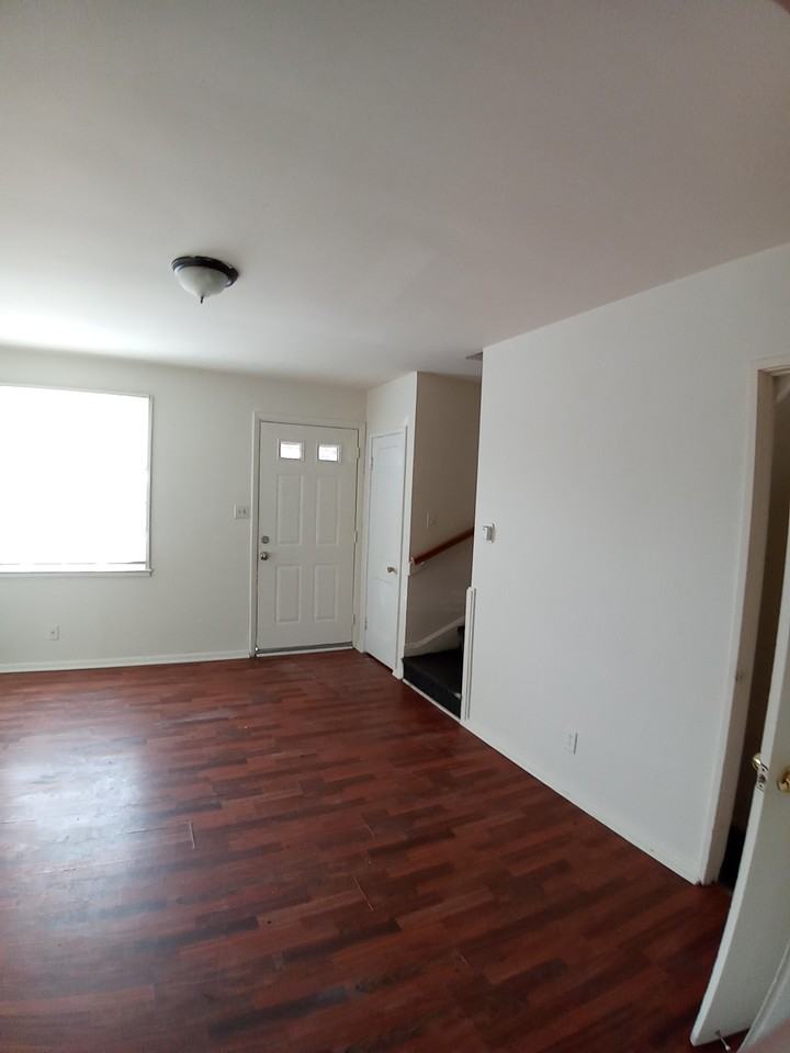 3810 Saint Margaret St - Photo 4 of 5