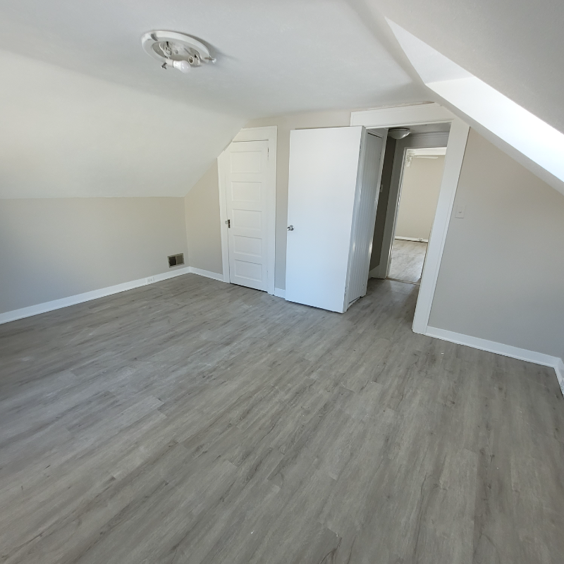 1427 Commonwealth Ave - Photo 2 of 12