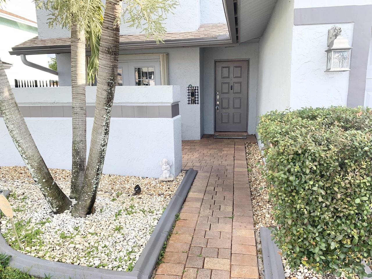 9950 Sw 12th St - Photo 2 of 32