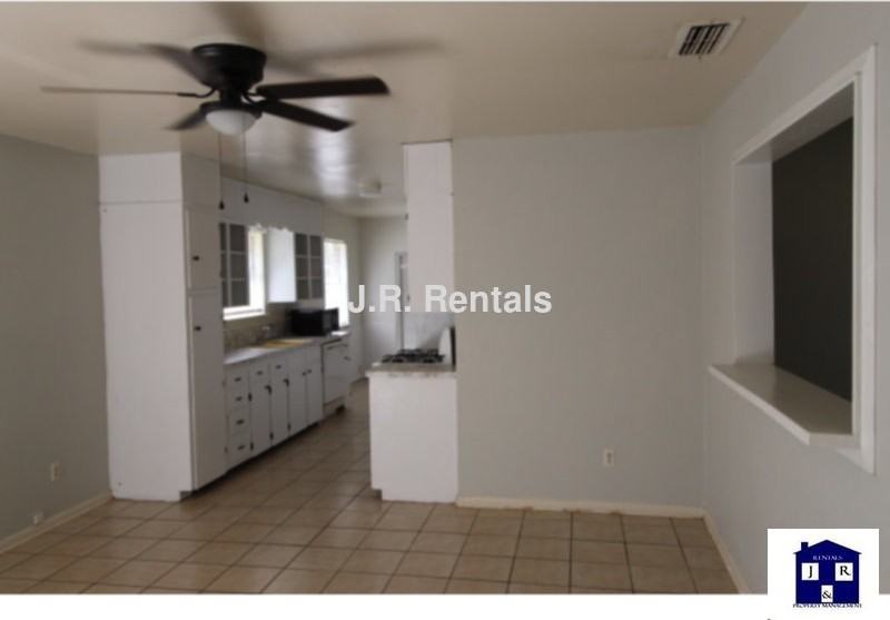 1106 Pack Ave - Photo 7 of 33