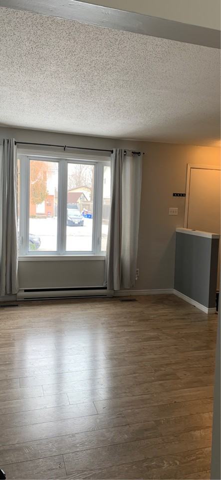 1214 Nottingham Dr #1 - Photo 3 of 20
