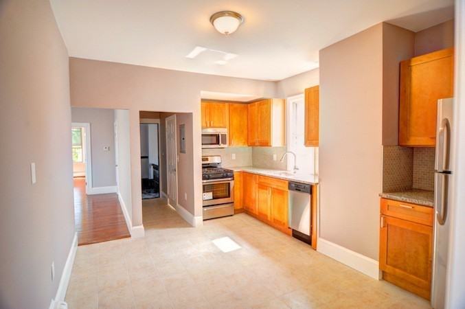 224 Chelsea Street #3 - Photo 2 of 9