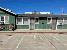 1026 S Tremont St #4 - Photo 1 of 1