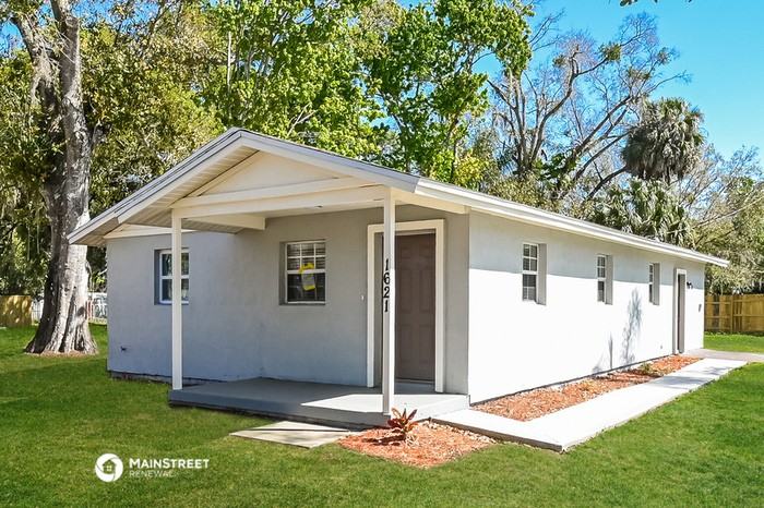 1621 Shepherd Ln - Photo 3 of 16
