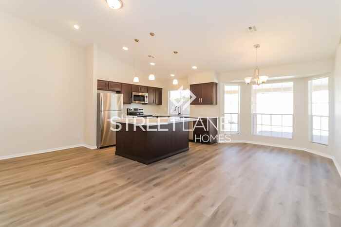 3834 W Wagoner Rd - Photo 3 of 15