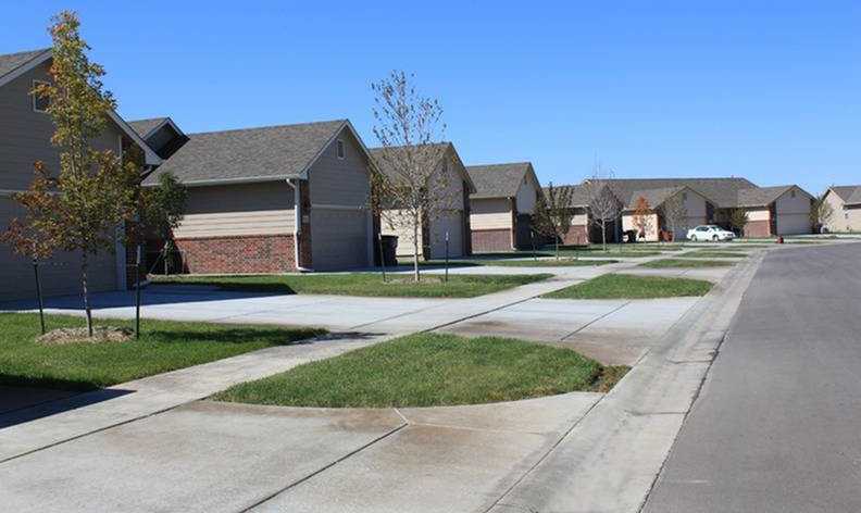 Lakeside Townhomes - Photo 7 of 34