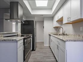 1007 W 1st St - Photo 1 of 1