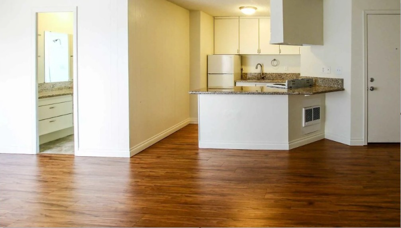 4901 Heil Ave - Photo 3 of 7