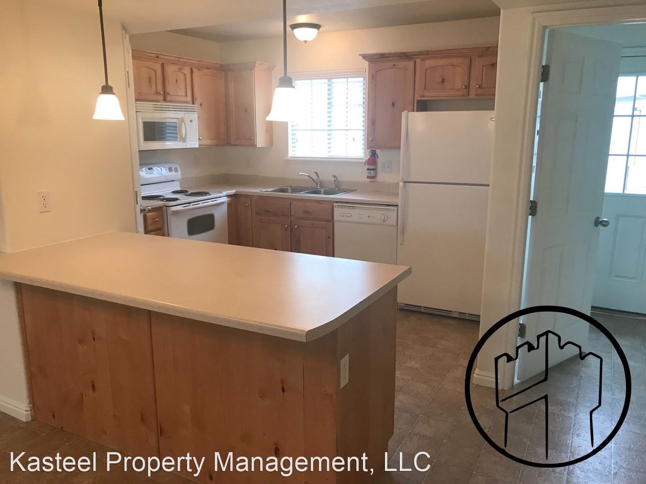 1109 S 1850 W - Photo 2 of 10