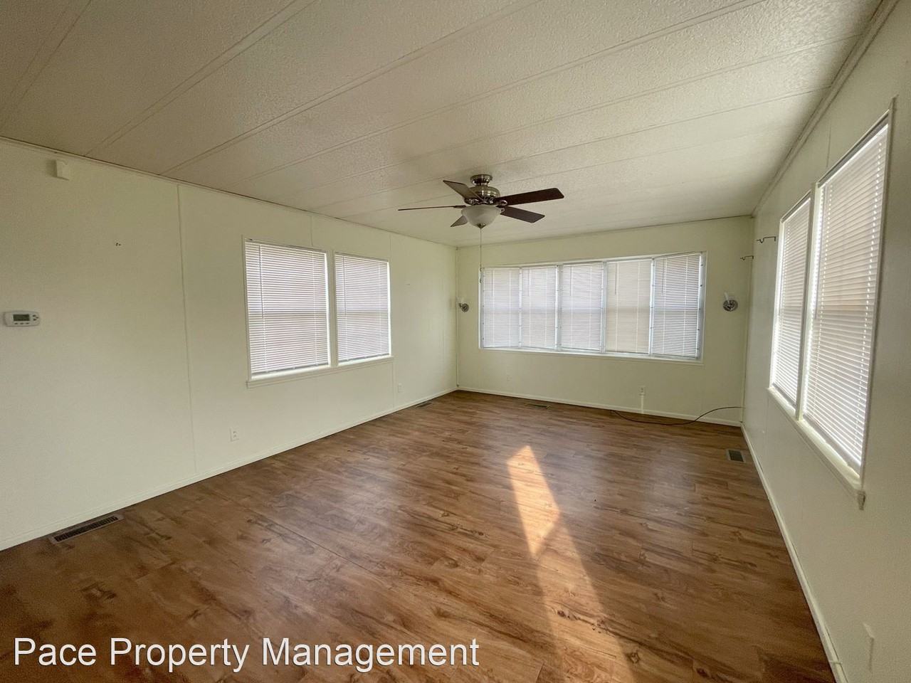 1412 S Nance St - Photo 2 of 12