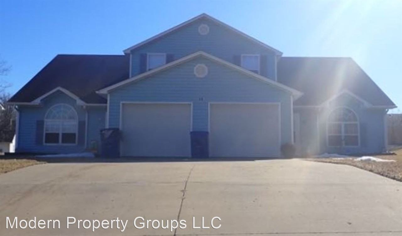 310 E Liberty Ln - Photo 2 of 2