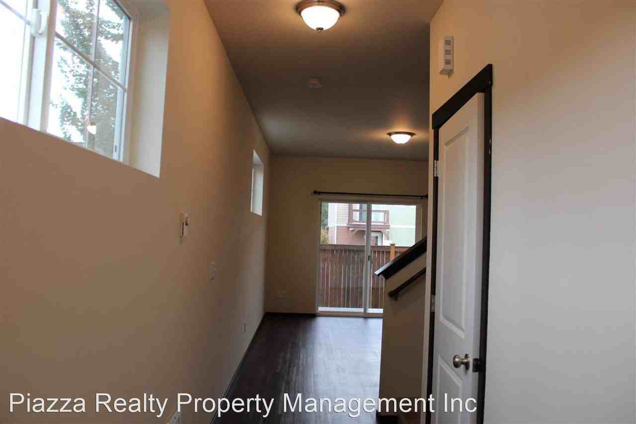 567/569 Neff Circle - Photo 2 of 17