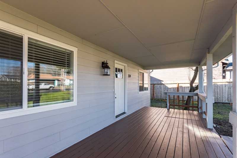 304 N Cole Ave - Photo 3 of 29