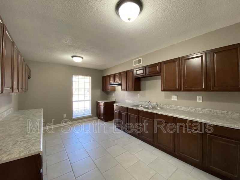 5453 Flowering Peach Dr - Photo 3 of 8