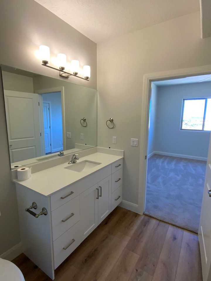 551 Nw - Photo 7 of 20