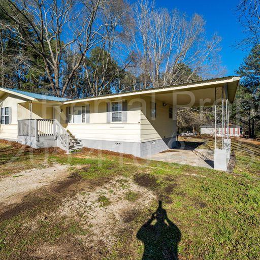 1441 Beat Line Rd - Photo 3 of 24