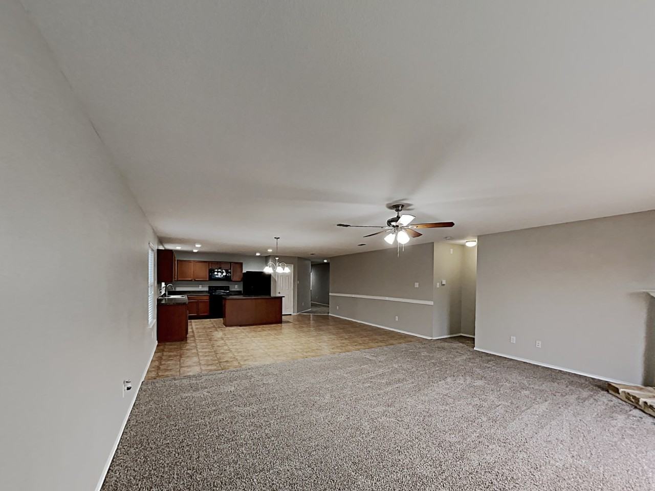 821 Underhill Dr - Photo 2 of 19