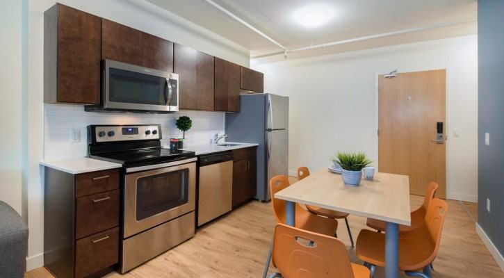 265 Laurier Ave E - Photo 2 of 4
