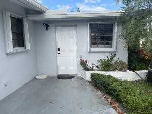 3610 Lloyd Dr - Photo 2 of 22