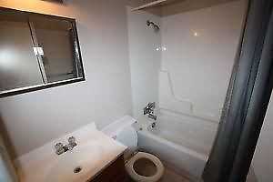 700 Indian Rd N - 1bdrm - Photo 3 of 5