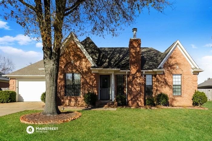 9950 Southbend Dr N - Photo 2 of 17