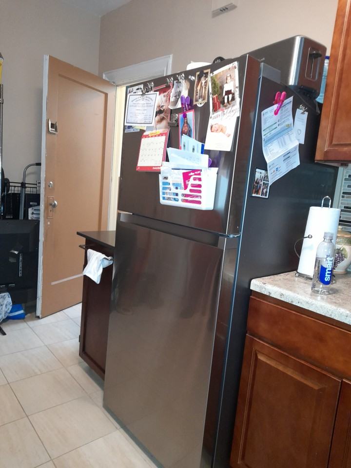 6214 23rd Avenue 2f - Photo 2 of 5