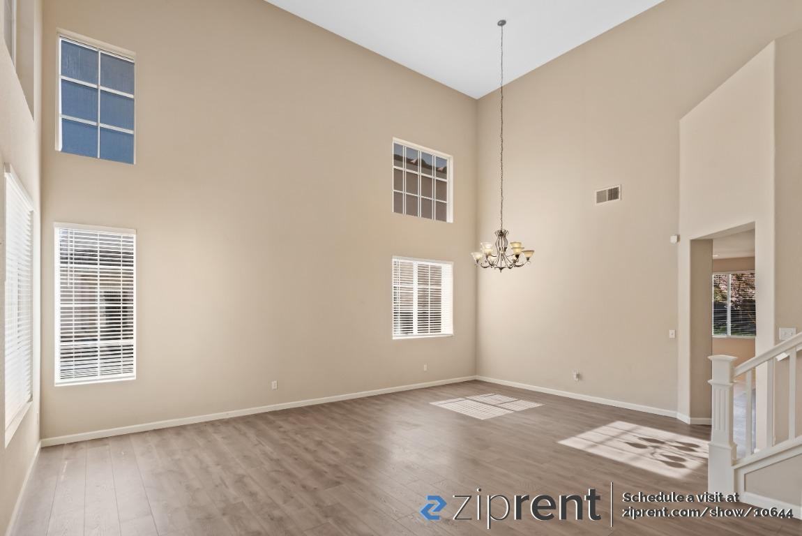 1947 Alhambra Ct - Photo 3 of 25