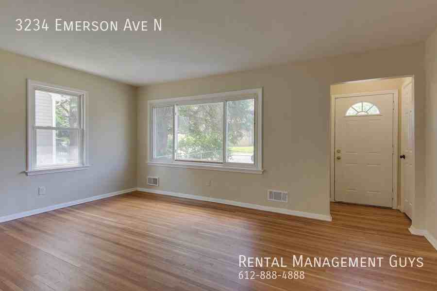 3234 Emerson Ave N - Photo 2 of 32