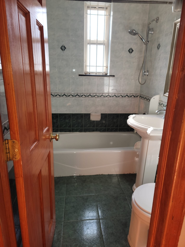 6435 Yellowstone Blvd - Photo 3 of 20
