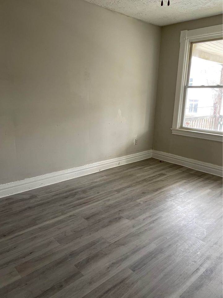 354 3rd St - Photo 3 of 10