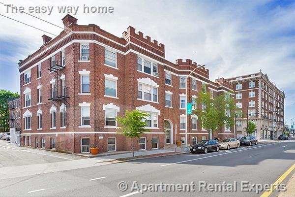 1800 Massachusetts Ave #22 - Photo 6 of 8