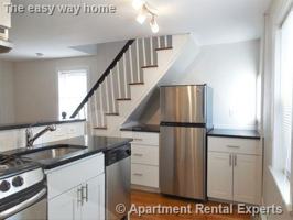 featured image of 10 Smith Ave #2R