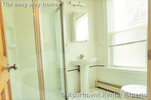 339 Beacon St #1 - Photo 7 of 10