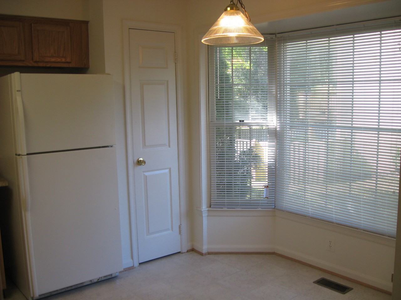 4675 Columbia Rd - Photo 2 of 13