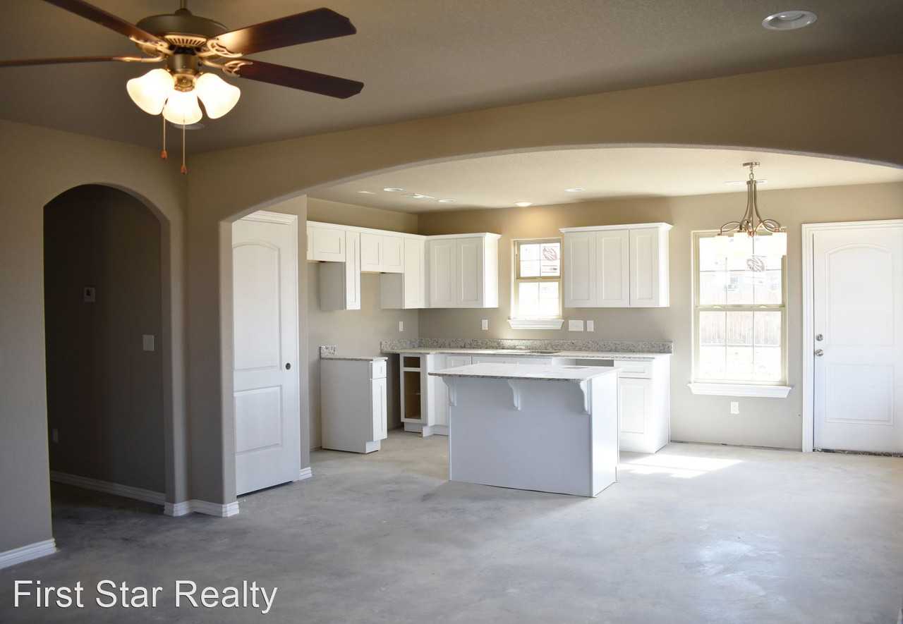 861 Washington - Photo 3 of 6