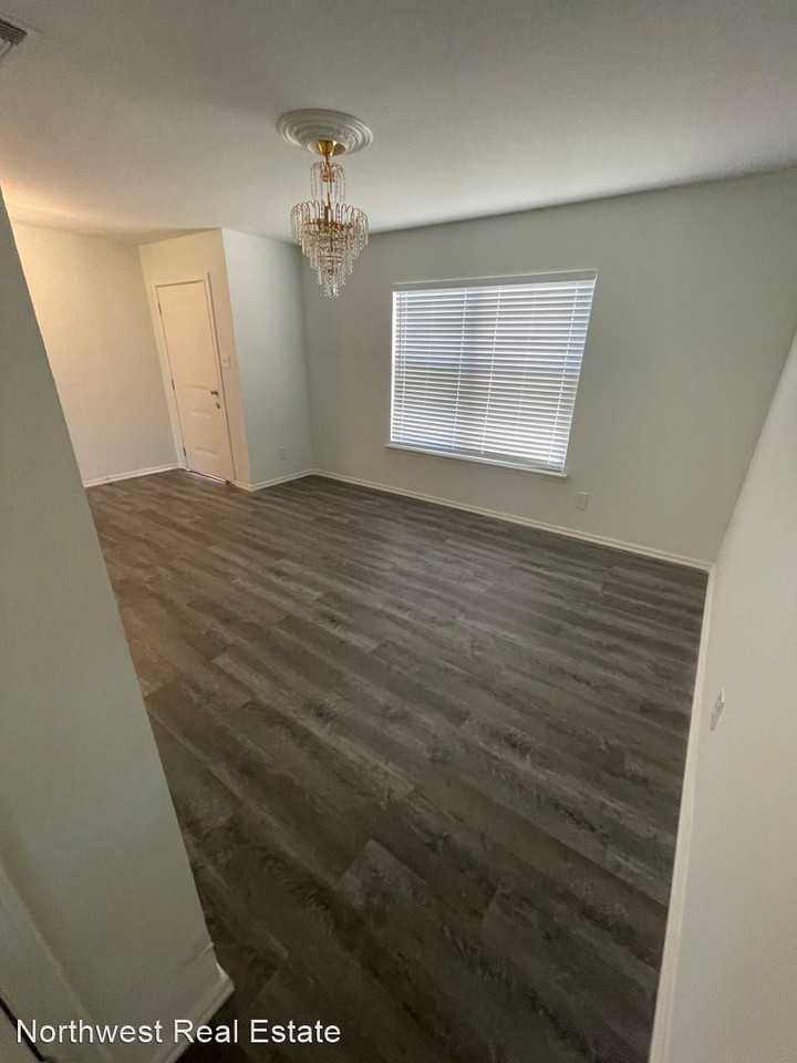 7230 Dwarf Palm - Photo 2 of 20