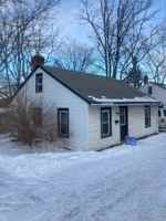 featured image of 366 Riverside Ave
