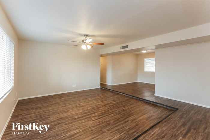 4056 W Mescal St - Photo 3 of 15