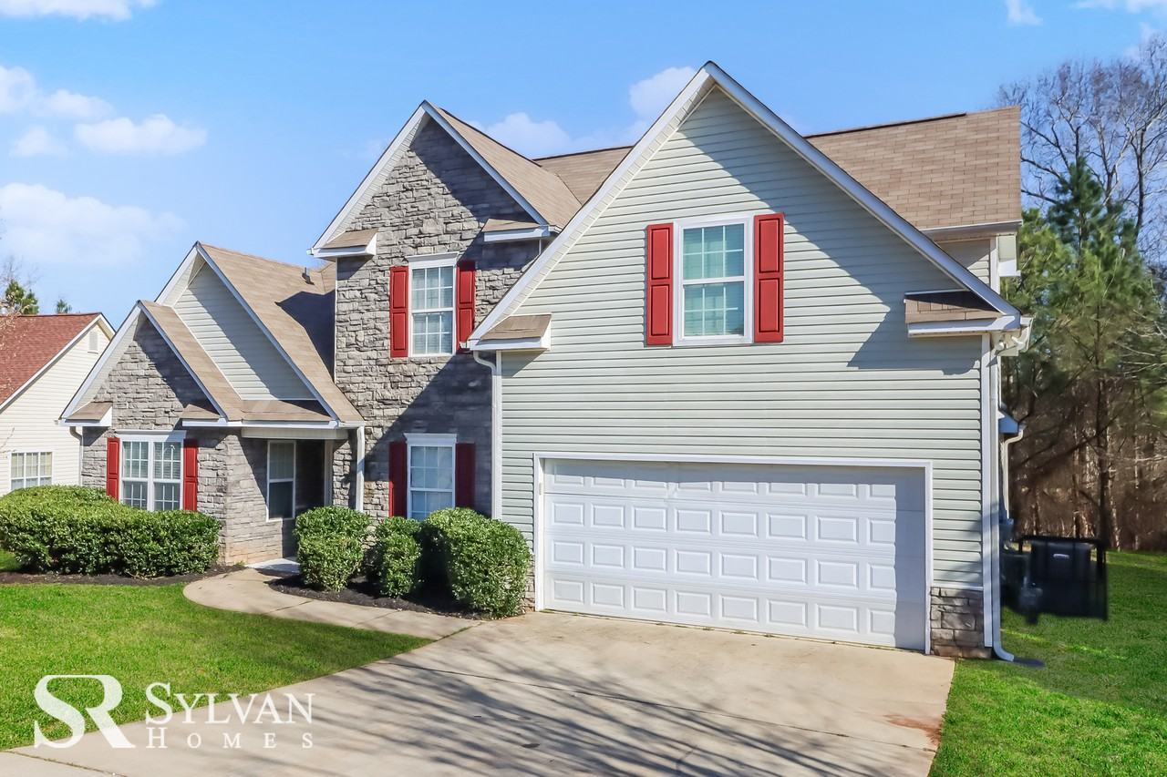 5470 Frontier Ct - Photo 2 of 13