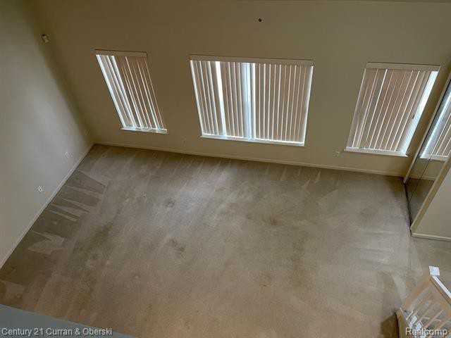 4256 Schaefer Rd - Photo 3 of 14