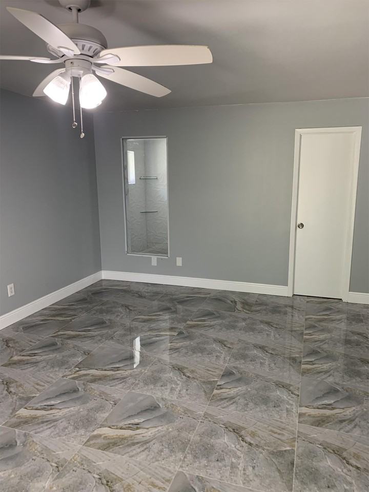 5572 Memorial Dr #1 - Photo 3 of 22