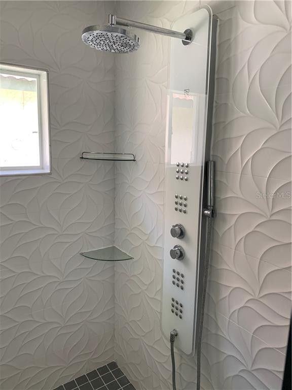 5572 Memorial Dr #1 - Photo 7 of 22