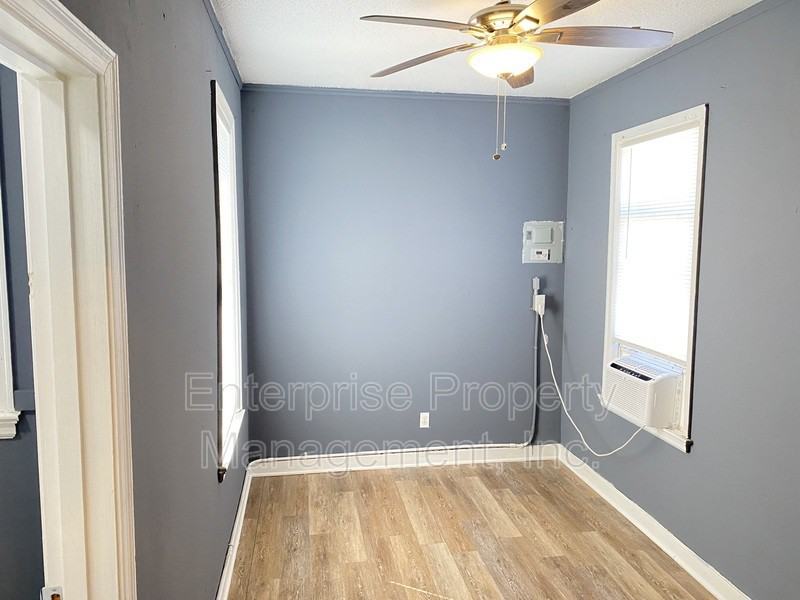 1111 N Parkway #6 - Photo 6 of 16