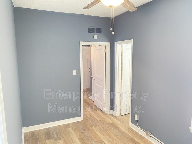 1111 N Parkway #6 - Photo 7 of 16