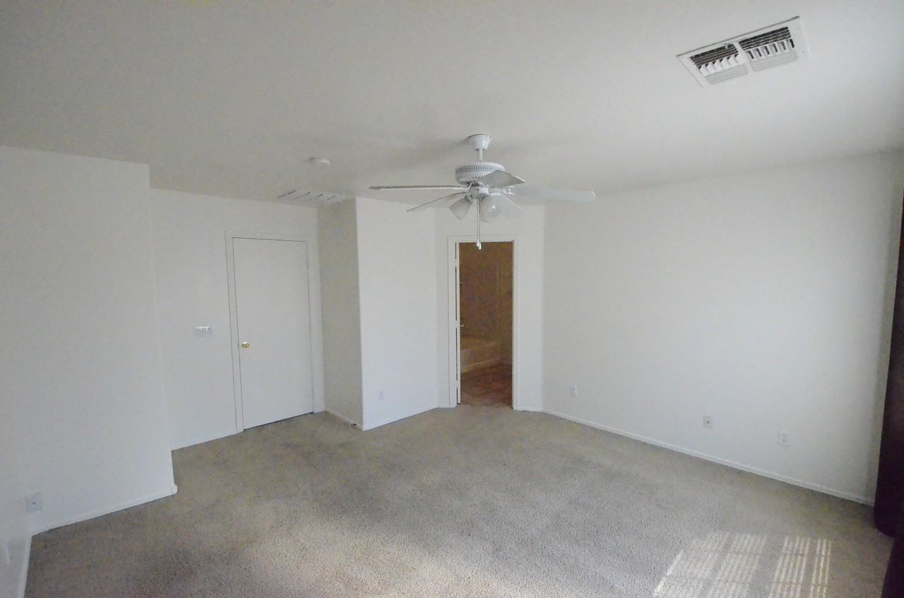 7022 W Cesar St #1 - Photo 5 of 11