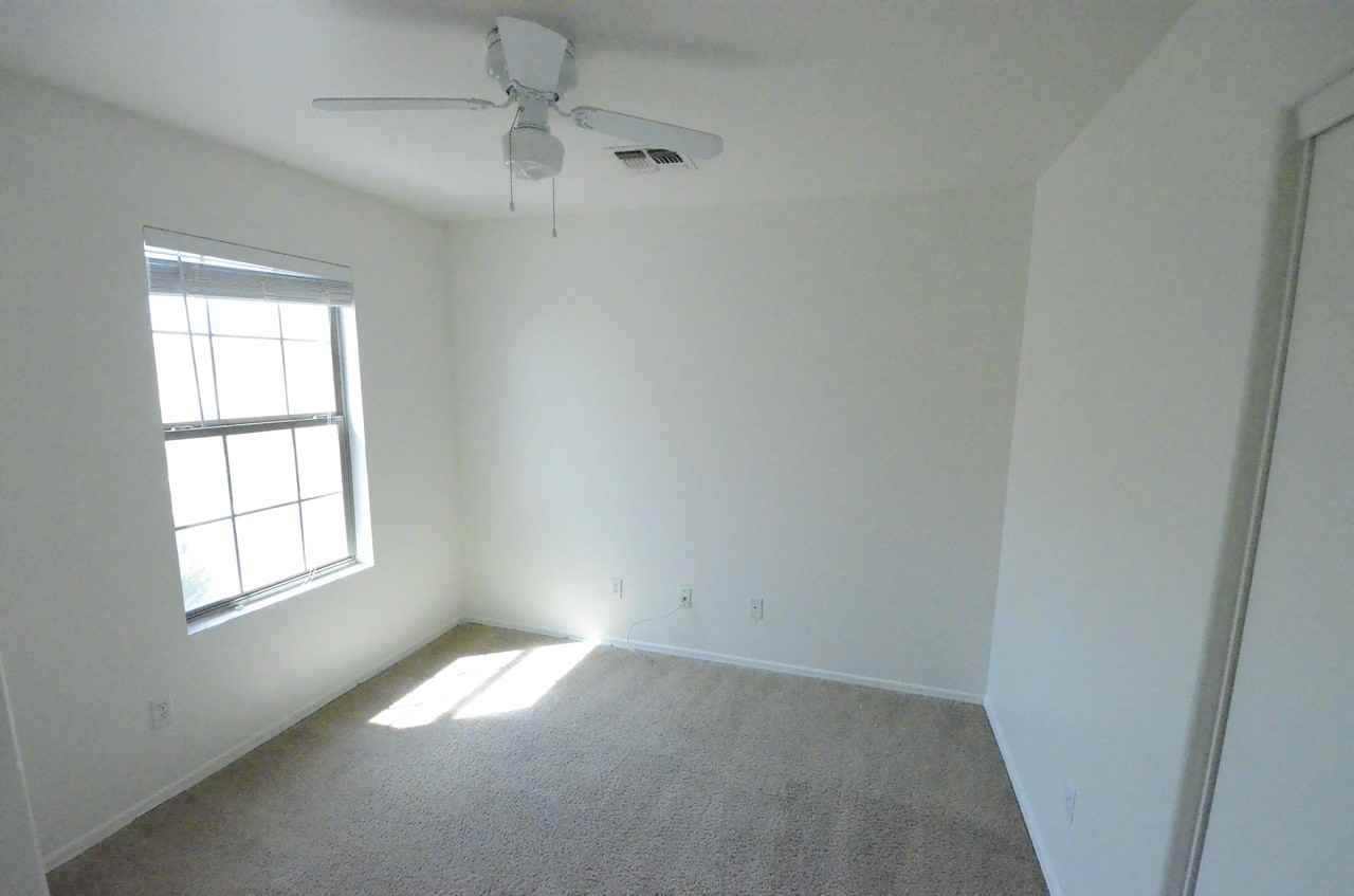 7022 W Cesar St #1 - Photo 7 of 11